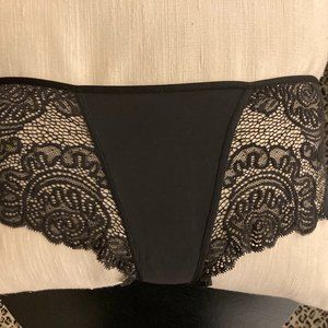 Victoria's Secret "Hip hugger" Sz L